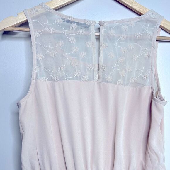 NWT Doe and Rae Lace dress - Picture 4 of 5